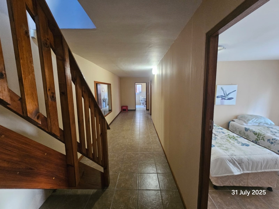 5 Bedroom Property for Sale in Stilbaai Wes Western Cape